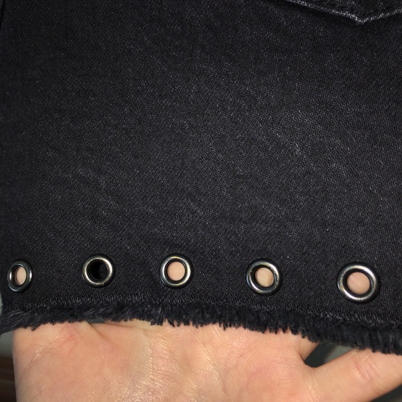 Abercrombie and Fitch Black Shorts - Picture 3 of 4